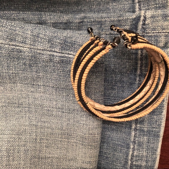 2/$13 natural woven bracelets - Picture 3 of 7